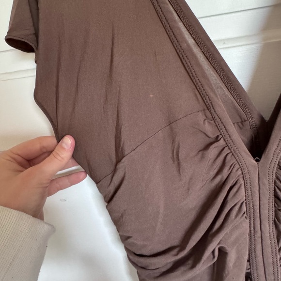 BCBGMaxAzria Ruched V-Neck Top - Picture 5 of 7